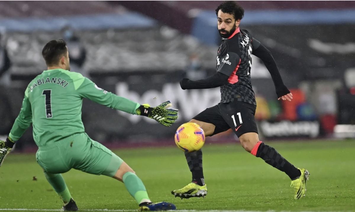 Salah giải "cơn khát" bàn thắng, Liverpool dễ dàng vượt ải West Ham